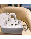 Balenciaga high -end leather bandolera