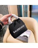 Balenciaga high -end leather bandolera