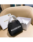 Balenciaga high -end leather bandolera