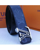 High -end belt with star Louis Vuitton design