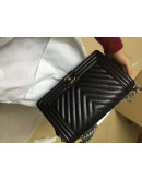 Modern shoulder bag with Chanel reason