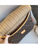 Shoulder bag with high -end handles Louis Vuitton