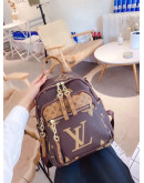 Louis Vuitton's big -capacity leather backpack