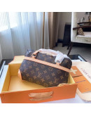 Shoulder bag with handle design by Louis Vuitton