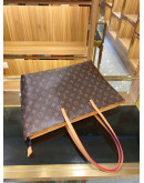 Synthetic leather shoulder bag with Louis Vuitton reason