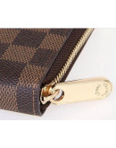 Long wallets with padded synthetic leather boxes Louis Vuitton