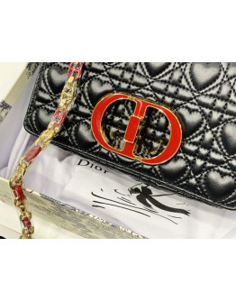 Square shoulder bag with gold chain dior