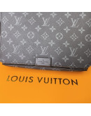 Louis Vuitton Large Capacity Synthetic Leather Square Bags