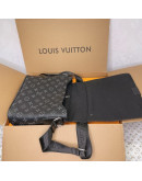 Louis Vuitton Large Capacity Synthetic Leather Square Bags