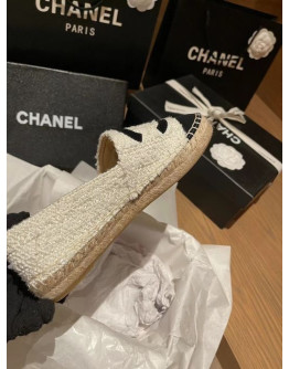 Casual sandals for Chanel reason