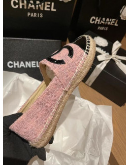 Casual Sandals of high -end Chanel